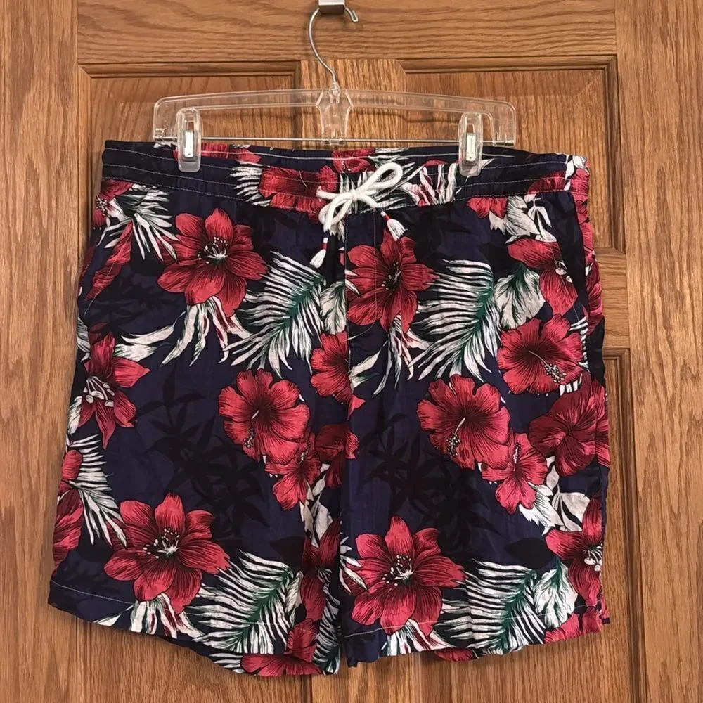 JOGAL Hibiscus Floral Hawaiian Print Shorts